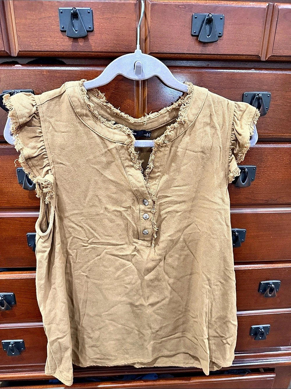 Doe & Rae Ruffle Sleeve Blouse in Brown Size large